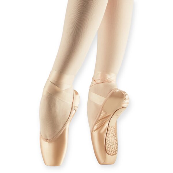 Cambré Broad Toe #3 Shank Pointe Shoe Capezio (main)